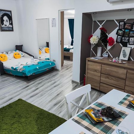 Comfortable Apartment University Square Bucareste Exterior foto